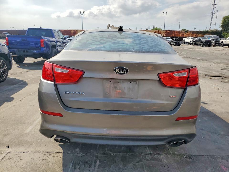 Photo 6 from auction – 2015 KIA OPTIMA with VIN 5XXGM4A76FG373881