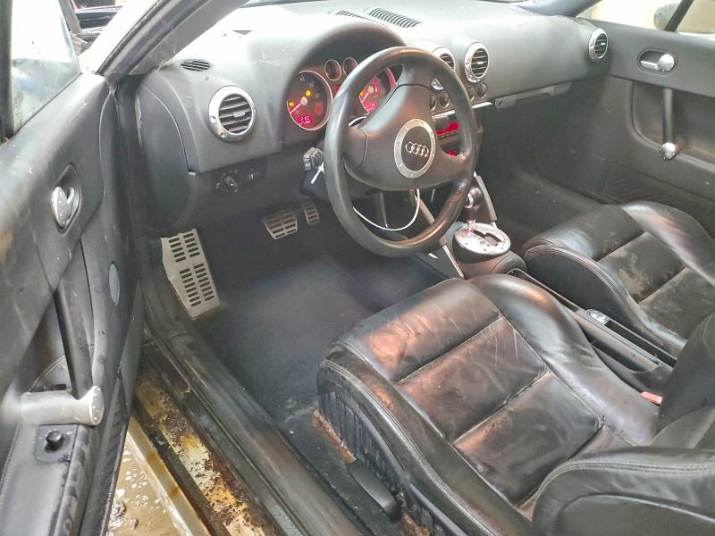 Foto 8 de la subasta – 2005 AUDI TT con VIN TRUWF28NX51009395