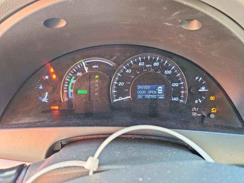 Photo 9 from auction – 2010 TOYOTA CAMRY with VIN 4T1BB3EK0AU122278