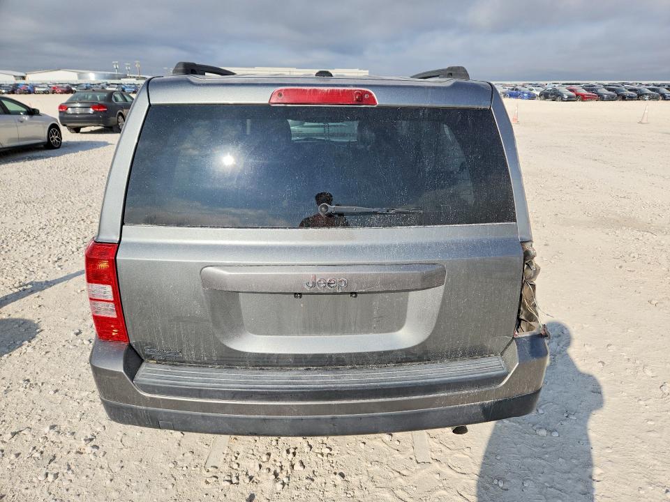 Фото 6 с аукциона – 2014 JEEP PATRIOT с VIN 1C4NJPBB2ED550018