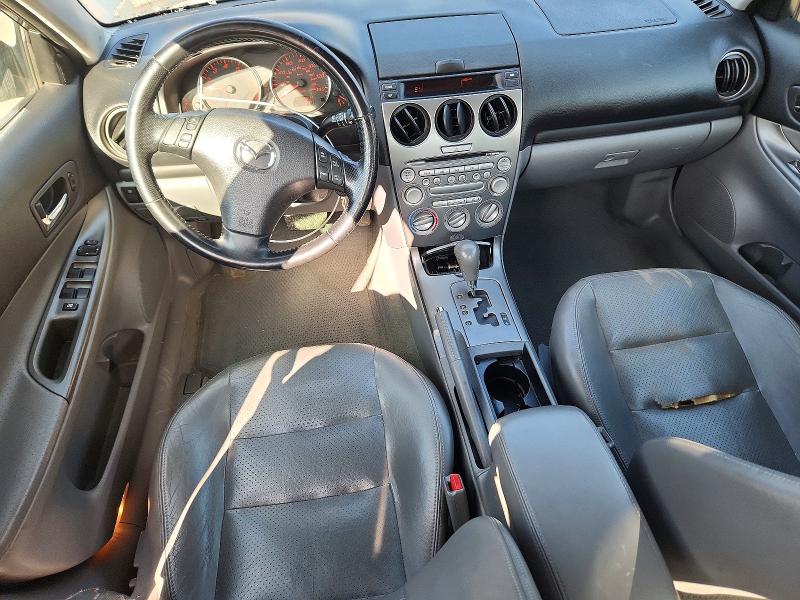 Photo 8 from auction – 2005 MAZDA 6 with VIN 1YVHP80C855M66920