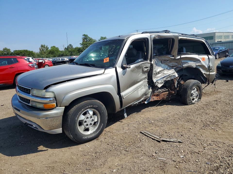 CHEVROLET SUBURBAN 2002 with VIN 1GNFK16Z72J111052 - Photo from auction