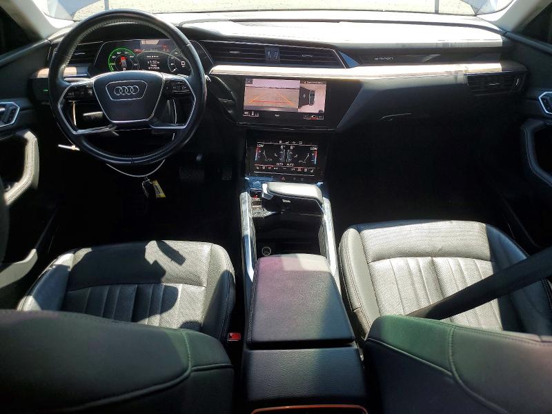 Foto 8 de la subasta – 2019 AUDI E-TRON con VIN WA1LABGE5KB013108