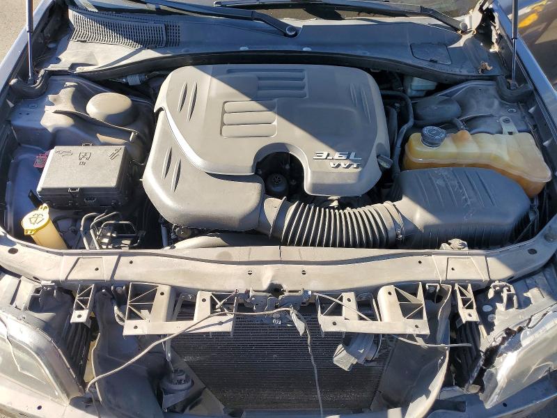 Zdjęcie 11 z aukcji – 2014 CHRYSLER 300 z VIN 2C3CCABG4EH118483