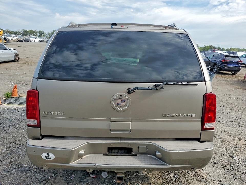 Photo 6 from auction – 2002 CADILLAC ESCALADE with VIN 1GYEK63N82R114900