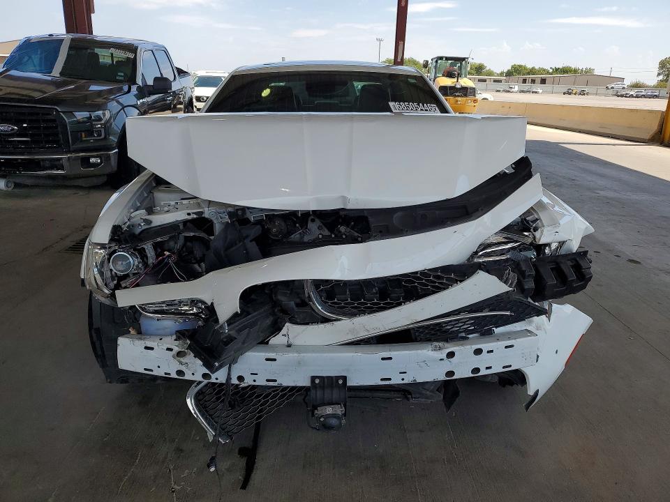 Снимка 5 от търг – 2019 CHRYSLER 300 с VIN 2C3CCAEG6KH592748