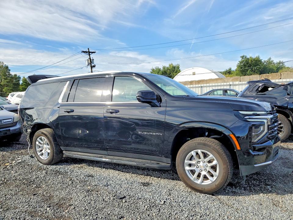 Zdjęcie 4 z aukcji – 2026 CHEVROLET SUBURBAN z VIN 1GNS6CKD8TR204898