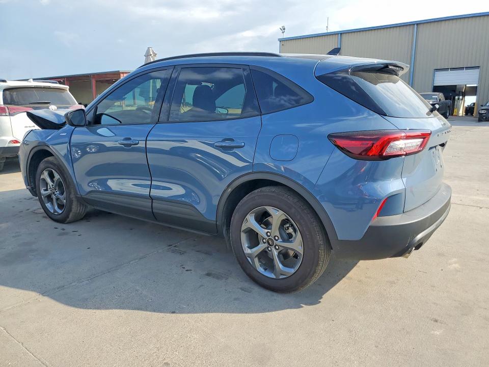 Снимка 2 от търг – 2026 FORD ESCAPE с VIN 1FMCU0MN6TUA15649