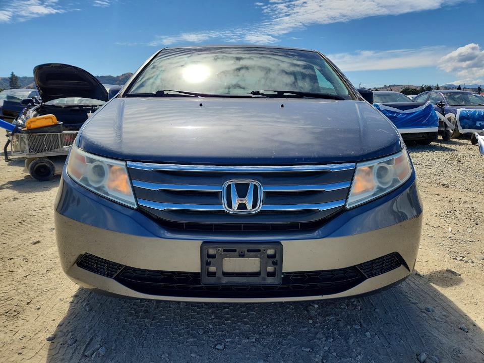 Photo 5 from auction – 2012 HONDA ODYSSEY with VIN 5FNRL5H62CB029218