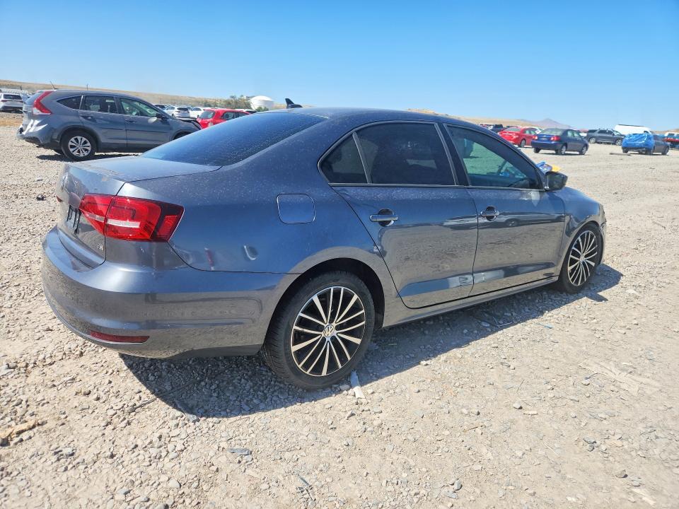 Photo 3 from auction – 2015 VOLKSWAGEN JETTA with VIN 3VWD17AJ5FM219313