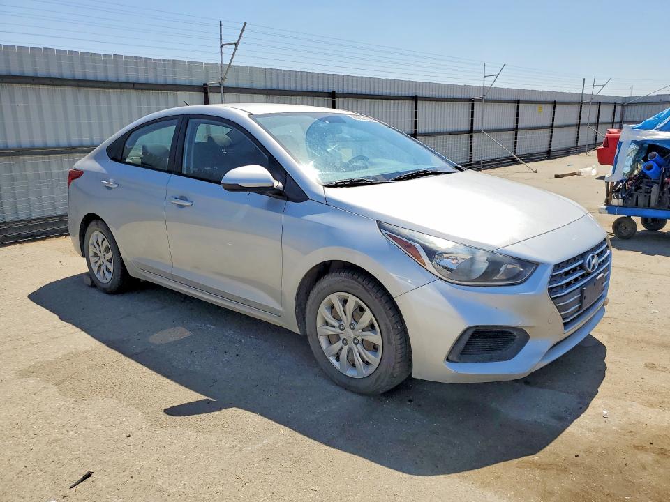 Photo 4 from auction – 2019 HYUNDAI ACCENT with VIN 3KPC24A31KE059785
