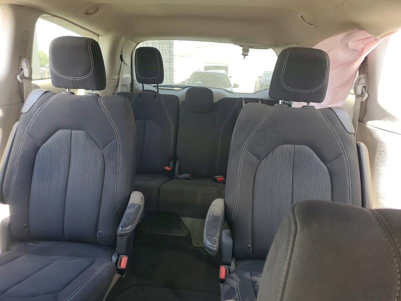 Photo 10 from auction – 2024 CHRYSLER VOYAGER with VIN 2C4RC1CG0RR108201