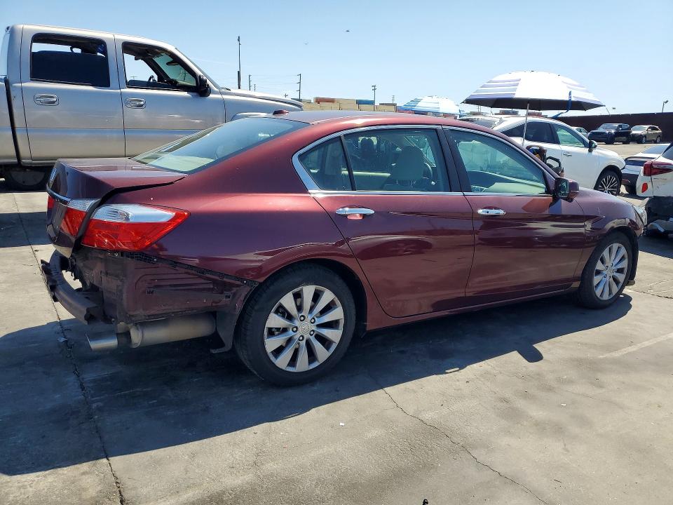 Photo 3 from auction – 2013 HONDA ACCORD with VIN 1HGCR2F83DA149922