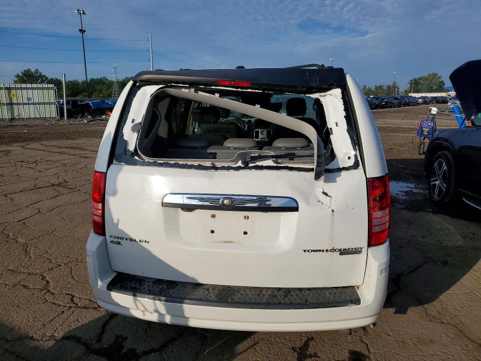 Снимка 6 от търг – 2010 CHRYSLER TOWN & COUNTRY с VIN 2A4RR5DXXAR136400