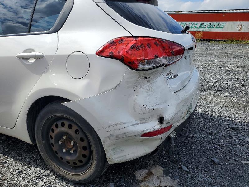 Photo 12 from auction – 2016 KIA FORTE5 with VIN KNAFK5A81G5448716