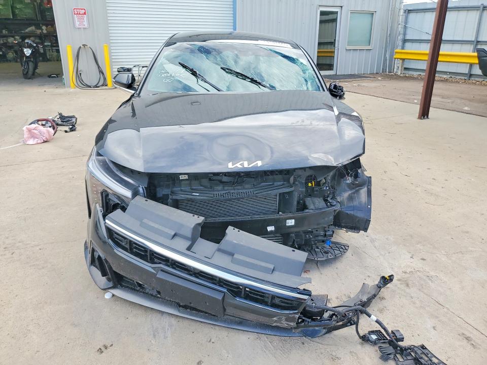 Zdjęcie 5 z aukcji – 2025 KIA K4 z VIN 3KPFW4DC1SE126379