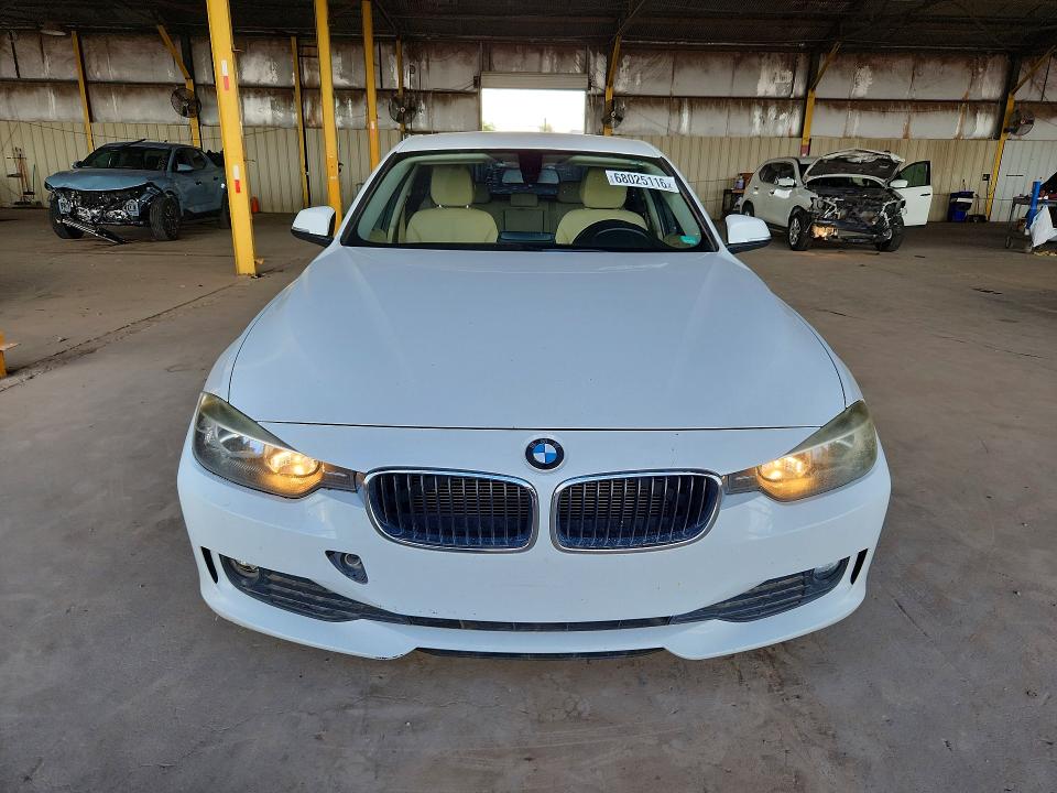 Photo 5 from auction – 2013 BMW 320 with VIN WBA3B1C59DF462304