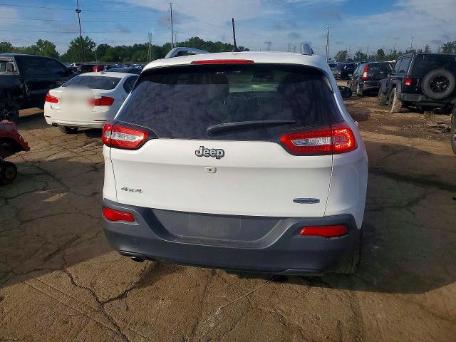 Zdjęcie 6 z aukcji – 2016 JEEP CHEROKEE z VIN 1C4PJMCB8GW245233