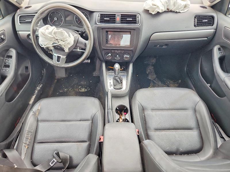 Photo 8 from auction – 2013 VOLKSWAGEN JETTA with VIN 3VWLL7AJ3DM374266