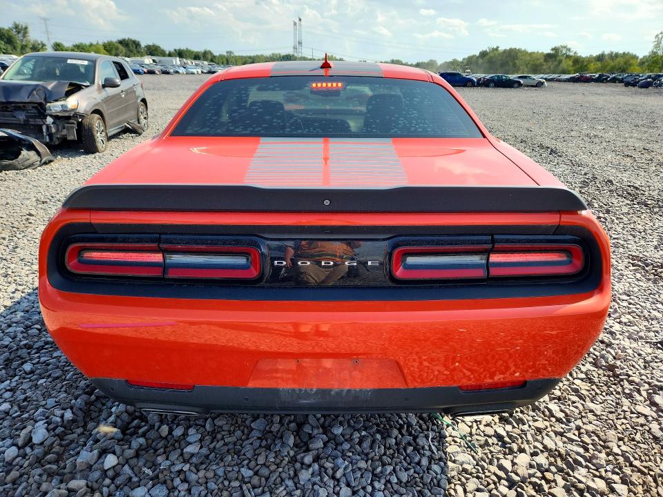 Фото 6 с аукциона – 2018 DODGE CHALLENGER с VIN 2C3CDZGGXJH323076