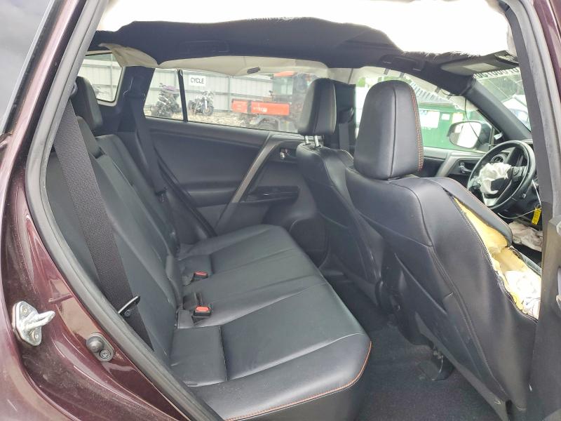 Photo 11 from auction – 2017 TOYOTA RAV4 with VIN 2T3JFREV8HW631470