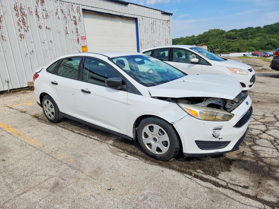 Photo 4 from auction – 2015 FORD FOCUS with VIN 1FADP3E27FL342793