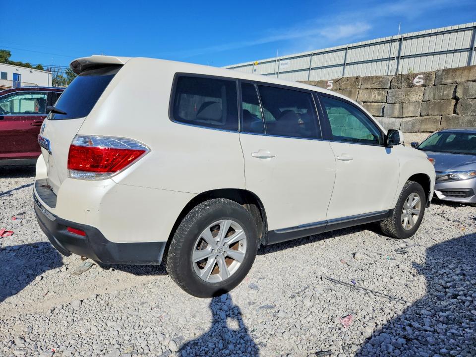 Photo 3 from auction – 2012 TOYOTA HIGHLANDER with VIN 5TDZA3EH8CS018140