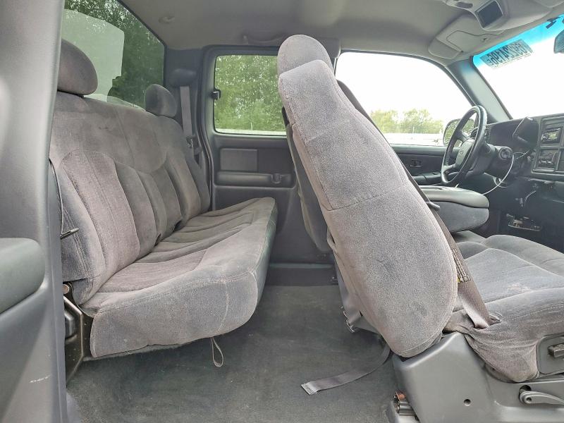 Снимка 10 от търг – 2001 CHEVROLET SILVERADO с VIN 1GCEK19T61E151691