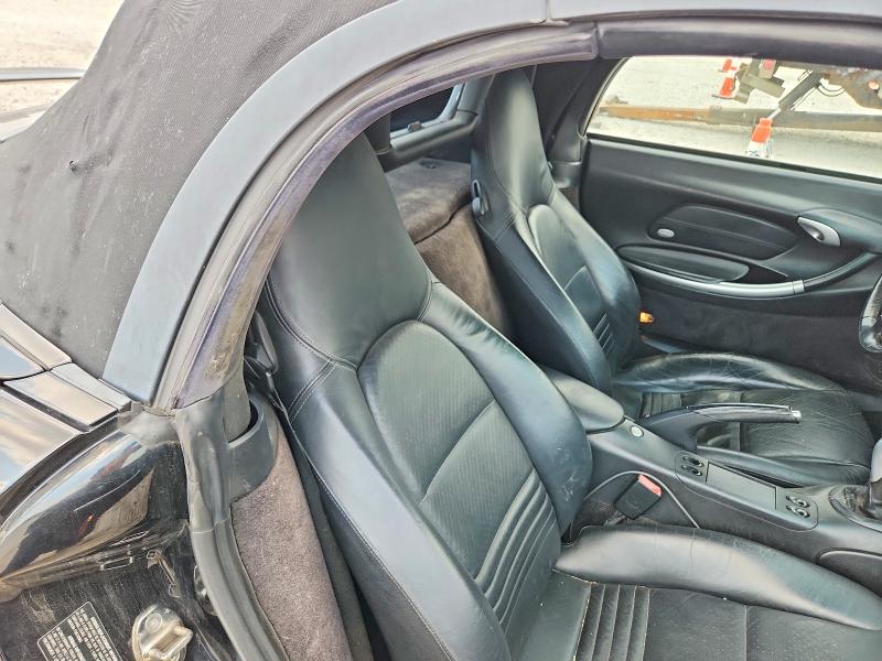 Photo 10 from auction – 2003 PORSCHE BOXSTER with VIN WP0CB298X3S660082