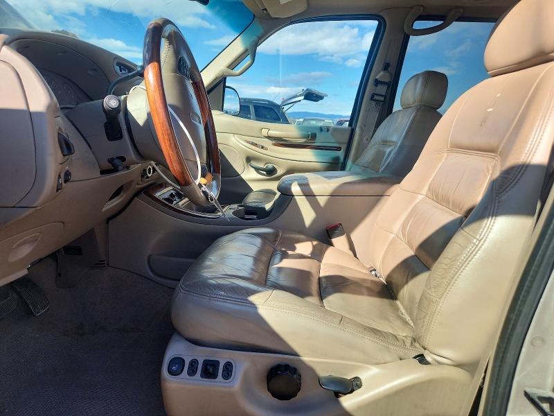 Photo 7 from auction – 2000 LINCOLN NAVIGATOR with VIN 5LMPU28A7YLJ04273
