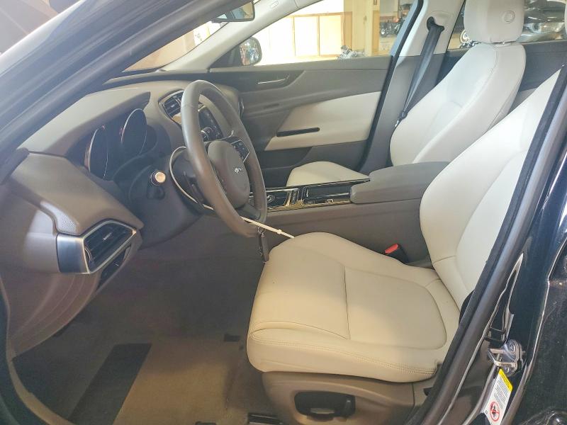 Photo 7 from auction – 2018 JAGUAR XE with VIN SAJAJ4FX3JCP34517