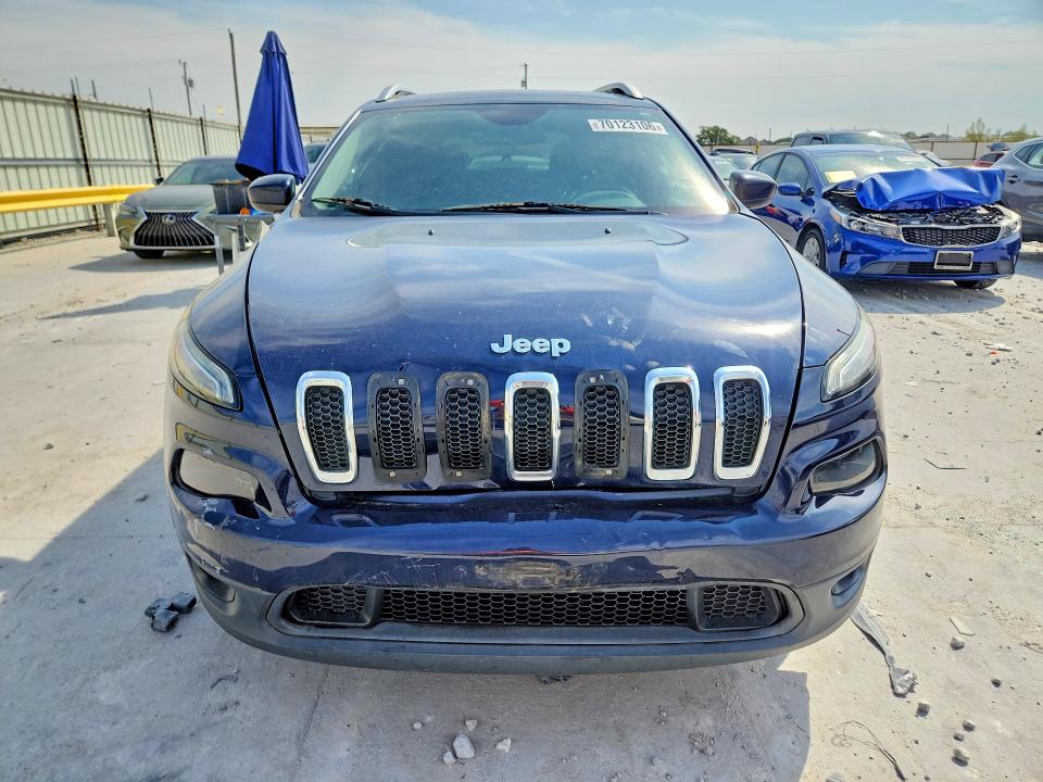 Zdjęcie 5 z aukcji – 2016 JEEP CHEROKEE z VIN 1C4PJLCB7GW257447