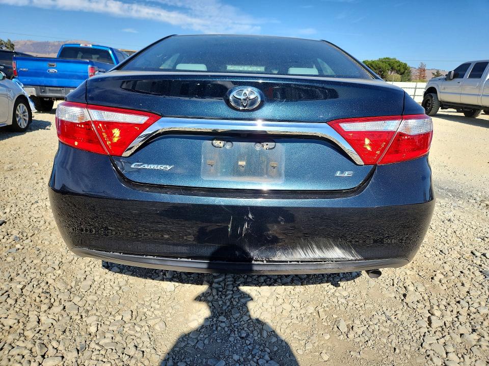 Снимка 6 от търг – 2016 TOYOTA CAMRY с VIN 4T4BF1FK5GR523525