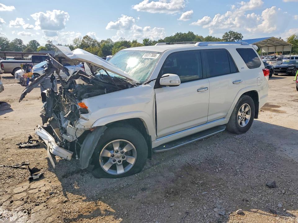 TOYOTA 4RUNNER 2013 with VIN JTEZU5JR0D5054716 - Photo from auction