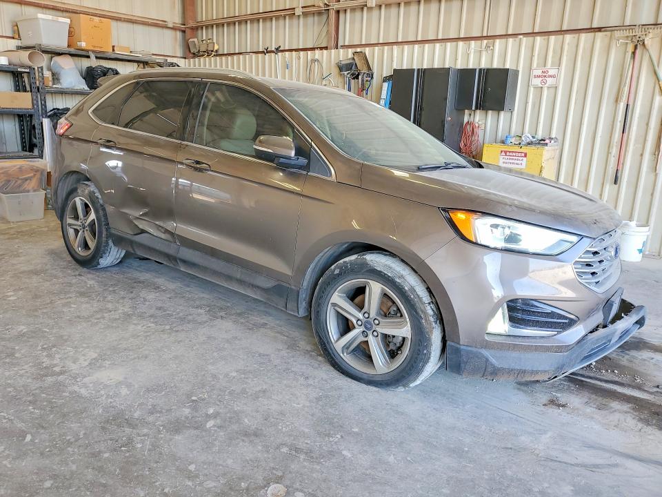 Photo 4 from auction – 2019 FORD EDGE with VIN 2FMPK3J97KBB93171