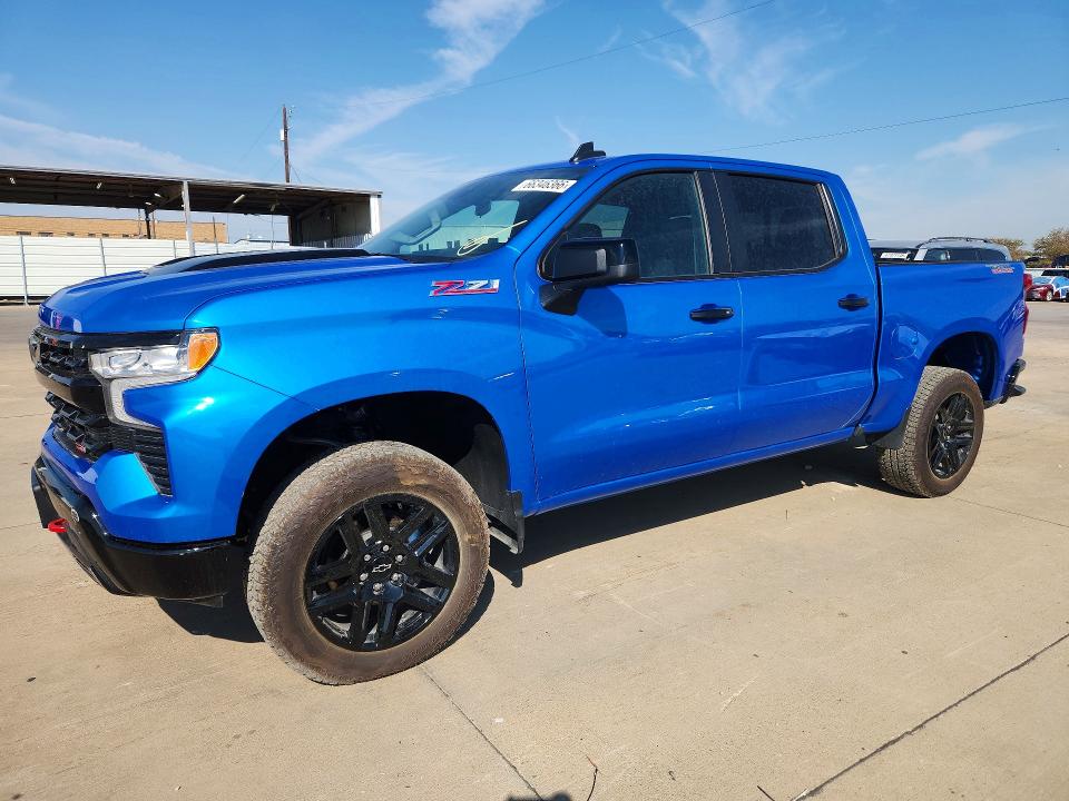 CHEVROLET SILVERADO 2025 with VIN 3GCUKFEDXSG296315 - Photo from auction