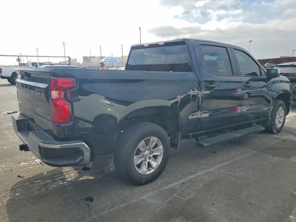 Photo 3 from auction – 2022 CHEVROLET SILVERADO with VIN 1GCPACEK1NZ640261