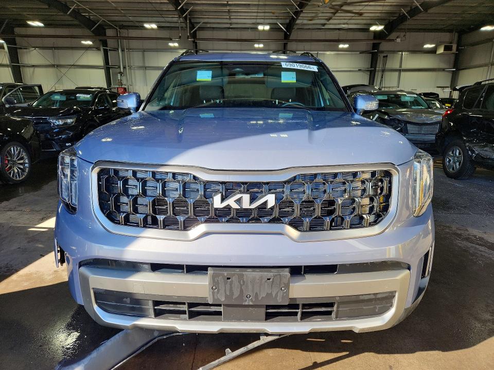 Снимка 5 от търг – 2023 KIA TELLURIDE с VIN 5XYP3DGCXPG363780