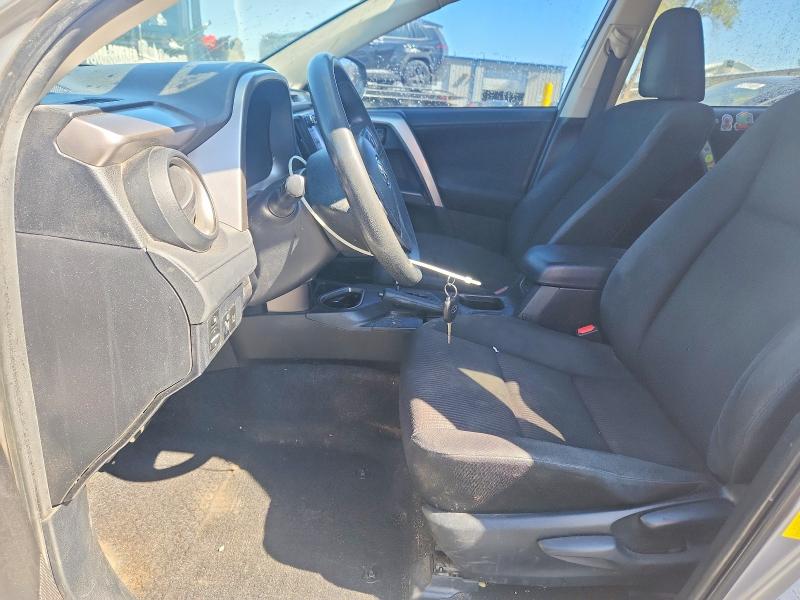 Photo 7 from auction – 2018 TOYOTA RAV4 with VIN JTMBFREV1JJ202860