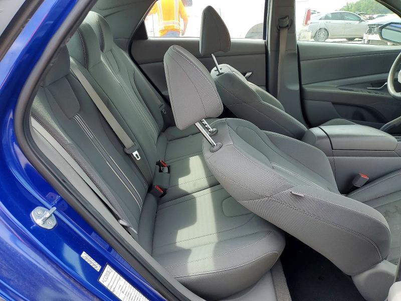 Снимка 10 от търг – 2023 HYUNDAI ELANTRA с VIN KMHLM4AG0PU600522