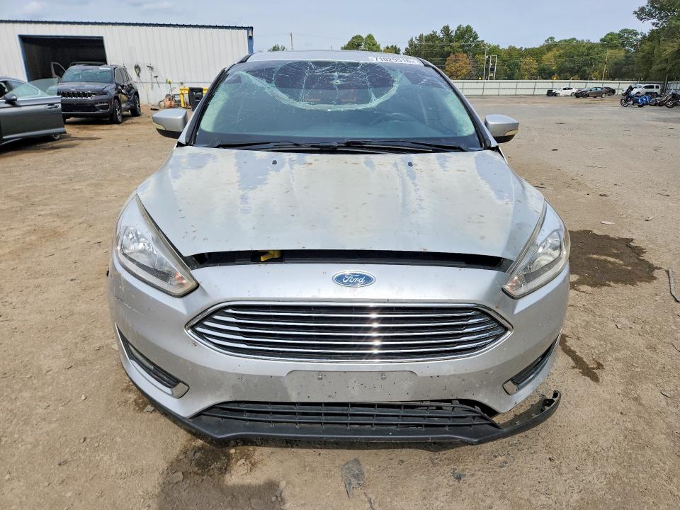 Photo 5 from auction – 2018 FORD FOCUS with VIN 1FADP3J21JL279494