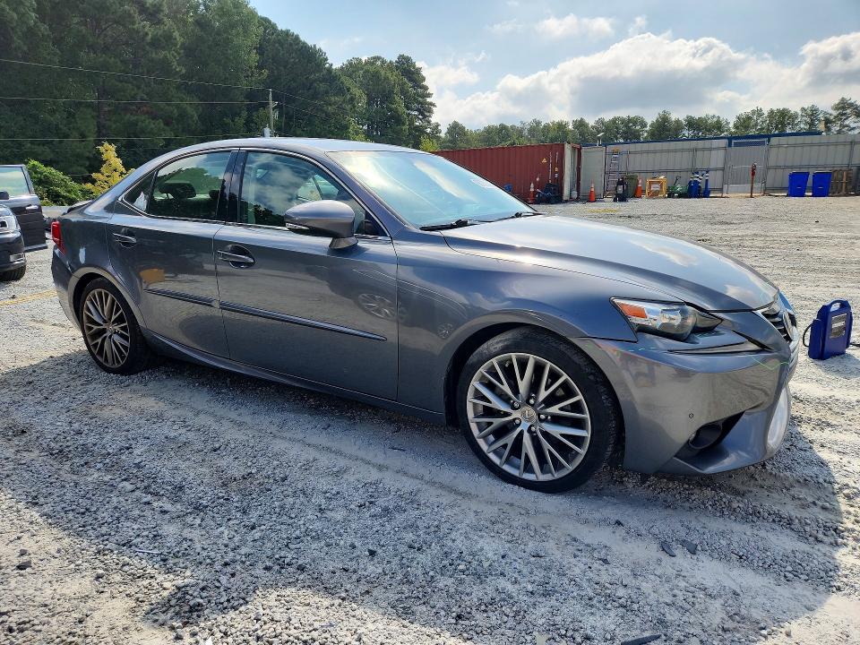Photo 4 from auction – 2015 LEXUS IS with VIN JTHBF1D21F5051896