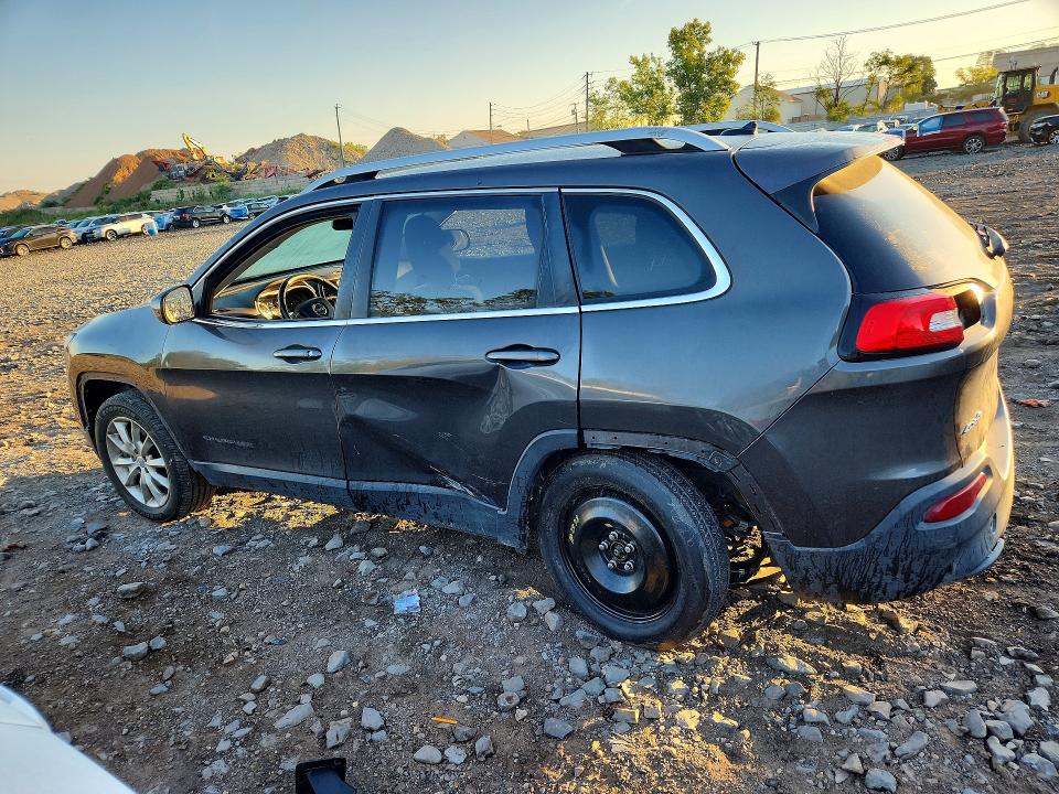 Photo 2 from auction – 2017 JEEP CHEROKEE with VIN 1C4PJMCB0HW634627