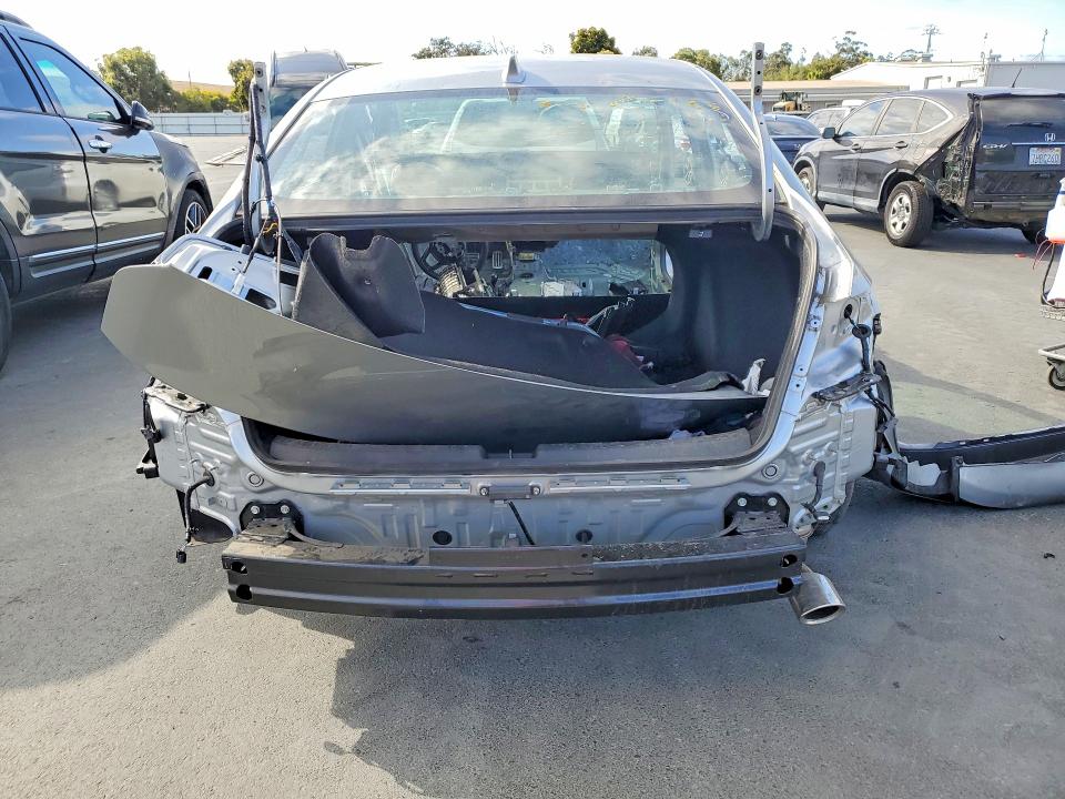 Photo 6 from auction – 2026 HONDA CIVIC with VIN 2HGFE2F53TH520835