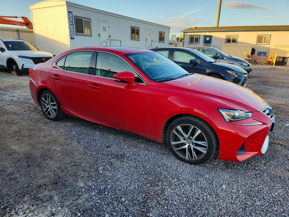 Photo 4 from auction – 2019 LEXUS IS with VIN JTHBA1D21K5085653