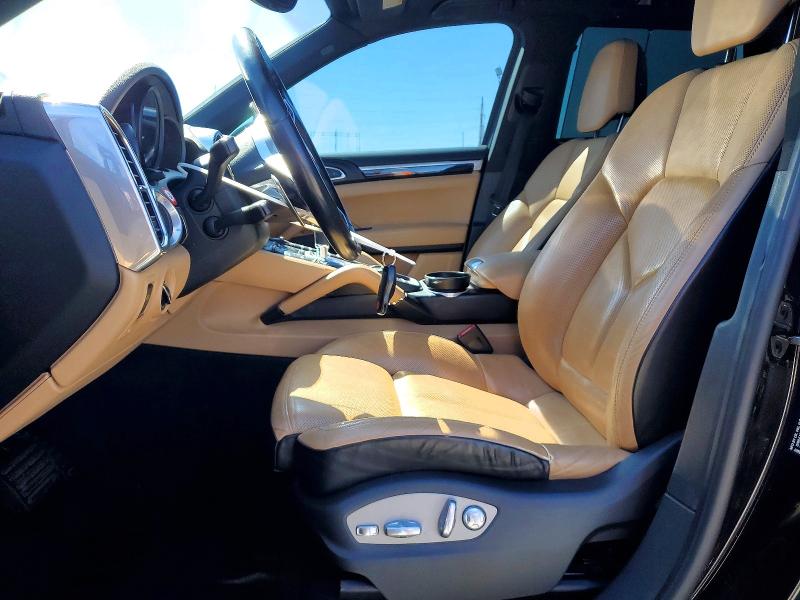 Снимка 7 от търг – 2016 PORSCHE CAYENNE с VIN WP1AA2A2XGKA14983