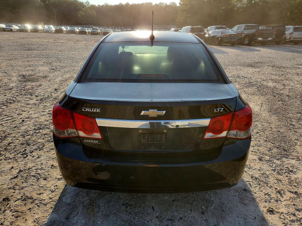 Photo 6 from auction – 2012 CHEVROLET CRUZE with VIN 1G1PH5SC2C7226380
