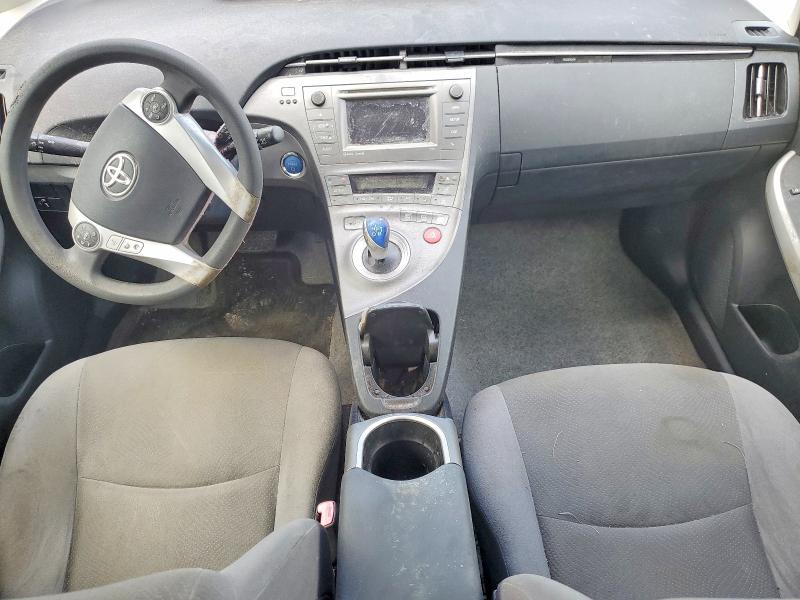 Photo 8 from auction – 2013 TOYOTA PRIUS with VIN JTDKN3DU2D1637075