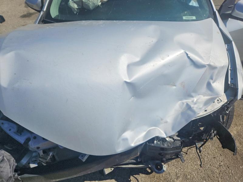Photo 11 from auction – 2015 TOYOTA COROLLA with VIN 2T1BURHE7FC268964