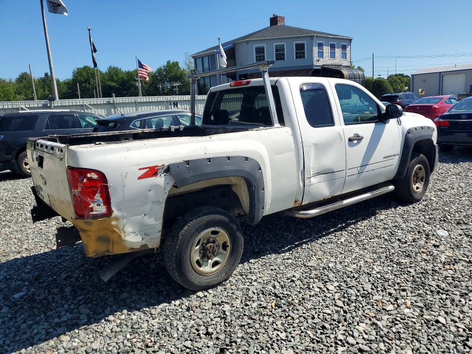 Photo 3 from auction – 2008 CHEVROLET SILVERADO with VIN 1GCHK29K18E175112